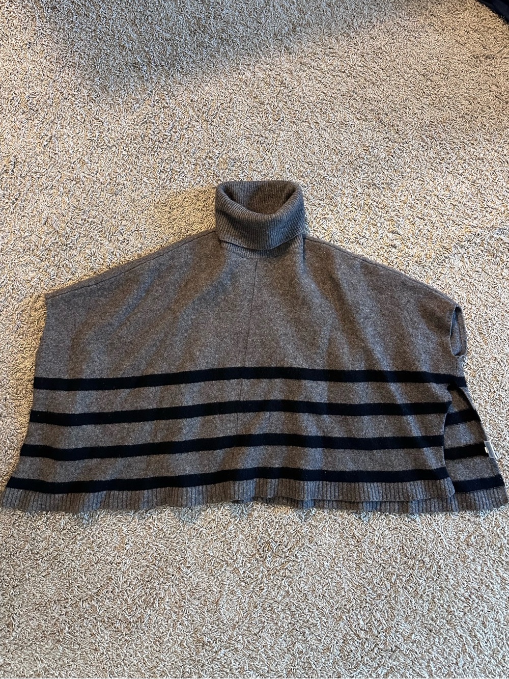 Eileen Fischer poncho - wool/yak blend